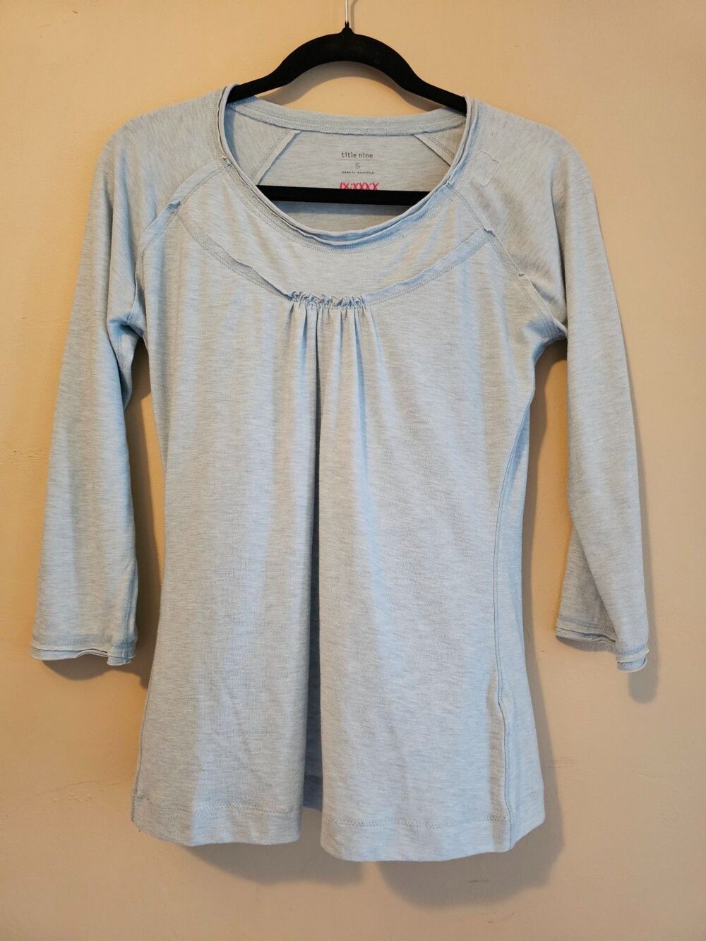 Title Nine Top Women's S periwinkle 3/4 sleeve, vacation